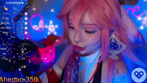 Hey im Lina Ur cosplay waifu  online show from February 2025 09:57:01 PM