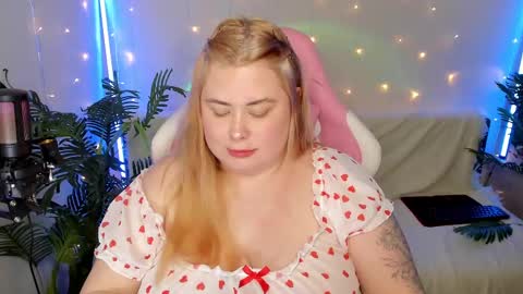 lina_linx online show from January 2025 09:40:02 PM