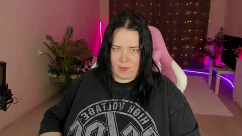 lina_linx online show from September 2025 06:22:02 PM