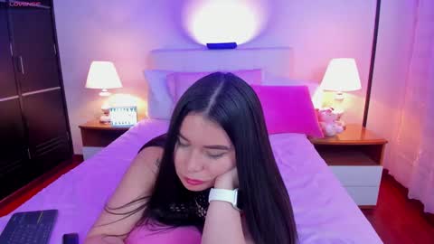 lina online show from January 2025 01:11:02 AM