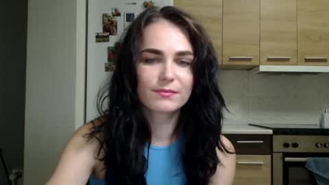 Linda online show from September 2025 07:16:01 PM