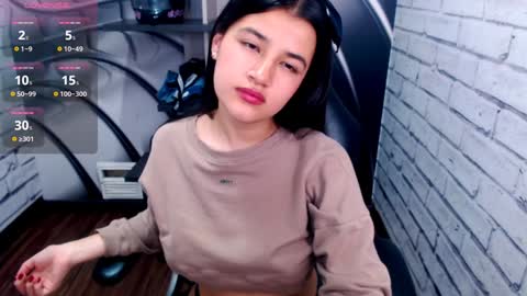 Linda  online show from January 2025 06:46:01 PM