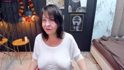 Linda online show from December 2024 05:33:02 AM