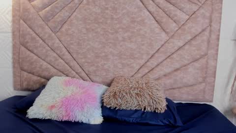 Snapshot of lisa_baker1 chatting on December 2024 02:01:02 AM Lisa Baker online show from December 2024 02:01:02 AM