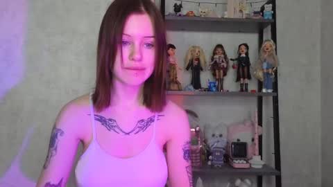 Lisa online show from March 2025 04:58:02 AM