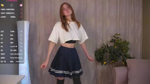 Snapshot of lisagriswell chatting on November 2025 04:06:01 PM Molly online show from November 2025 04:06:01 PM