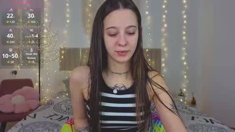 Snapshot of littlee_cherry18 chatting on December 2025 08:07:02 AM Lana online show from December 2025 08:07:02 AM