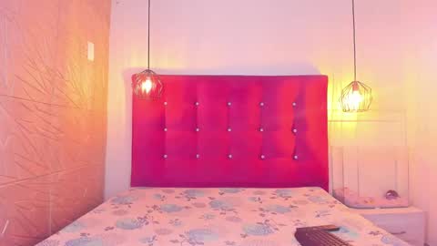 littlesophiie_ online show from March 2025 11:28:01 AM