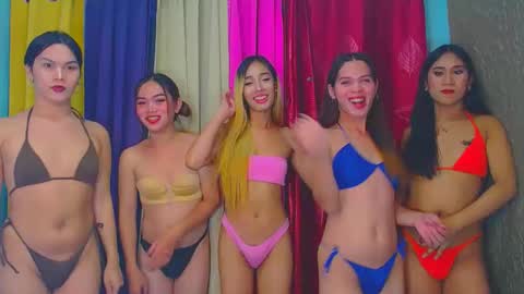 Snapshot of livefuckers_dual chatting on December 2025 12:25:01 PM via kyle keva medusa dana online show from December 2025 12:25:01 PM