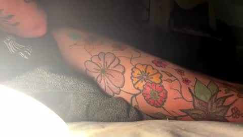 LivinLife online show from December 2025 12:32:01 PM