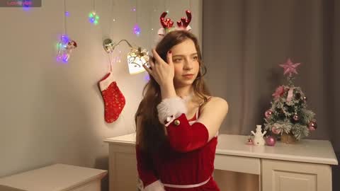 Hello there im Amelia Im new here Lets have fun online show from December 2024 03:42:01 AM