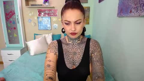Lola online show from December 2024 10:16:02 PM