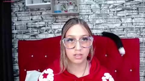 lolalove vip online show from September 2025 01:27:01 PM