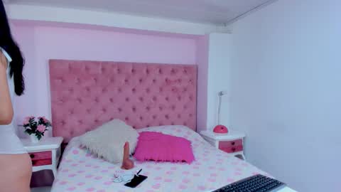 Lola Voss  online show from December 2025 03:23:02 AM