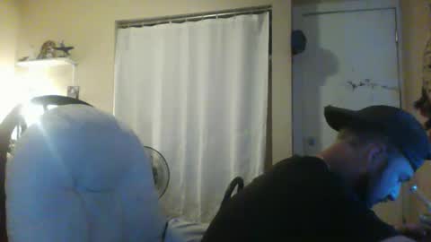 Snapshot of longblondenothard chatting on November 2025 11:51:01 PM longblondenothard online show from November 2025 11:51:01 PM