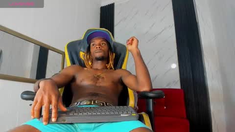 LooganX online show from February 2025 09:37:01 AM