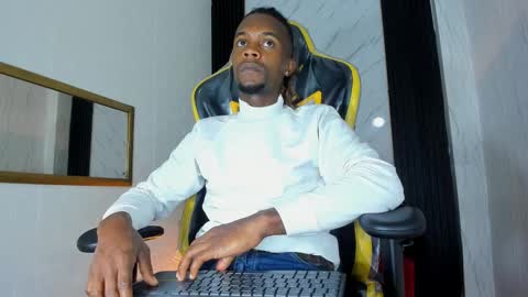 LooganX online show from February 2025 12:16:01 PM
