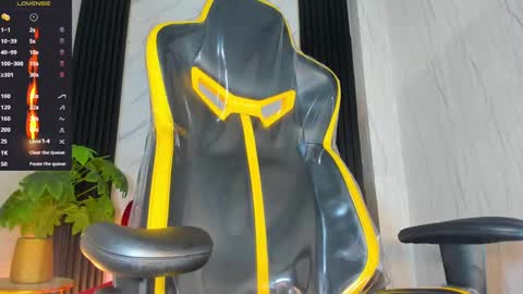 LooganX online show from March 2025 09:28:01 AM