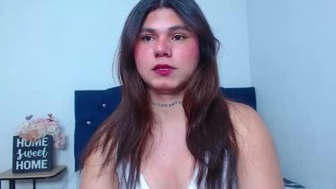 Snapshot of lorraine_baker chatting on December 2025 03:18:02 PM Lorraine online show from December 2025 03:18:02 PM