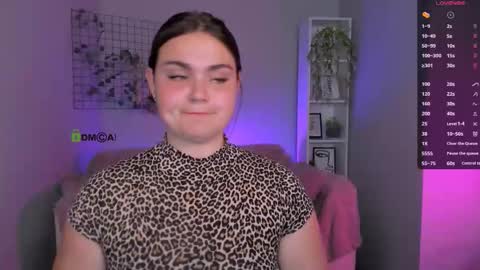 Snapshot of lorraine_carter chatting on September 2025 07:58:02 PM Lora for u online show from September 2025 07:58:02 PM