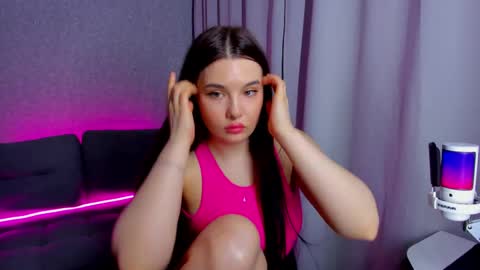 LorriMoon online show from February 2025 03:04:01 AM