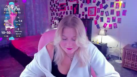 Snapshot of louisemous chatting on November 2025 11:10:02 PM Loise online show from November 2025 11:10:02 PM