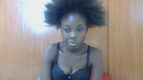 Snapshot of love_doe1 chatting on December 2025 09:29:02 AM doe online show from December 2025 09:29:02 AM