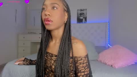 Val online show from November 2025 12:19:01 AM