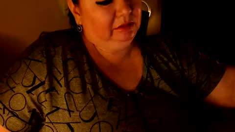 Snapshot of lovelyboobsx chatting on December 2024 04:42:02 AM Anelana online show from December 2024 04:42:02 AM