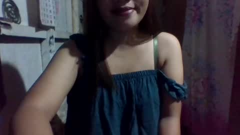 lovelymocha27s online show from December 2024 12:19:02 PM