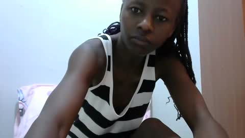 lovergal222 online show from February 2025 09:43:01 AM