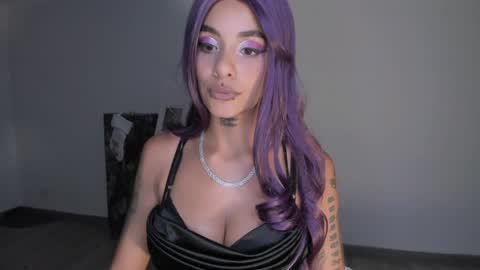 Veronica Rati    online show from December 2024 05:15:01 AM