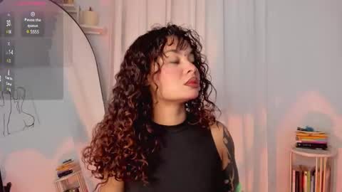 Lucia online show from February 2025 02:52:01 AM