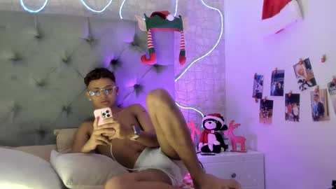 Snapshot of lucien_gray_ chatting on December 2025 08:12:01 AM Lucien Gray online show from December 2025 08:12:01 AM