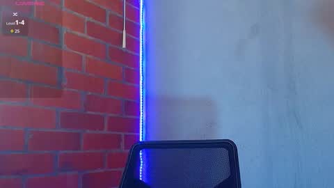 lucky_blessed online show from November 2025 06:18:01 PM