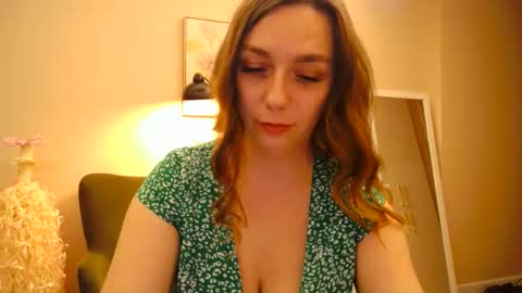 lucky_foryou_baby online show from December 2024 08:23:02 PM