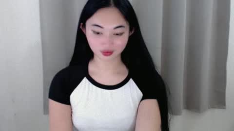 mariel online show from February 2025 06:20:02 PM