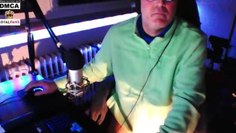        call me  Stefan online show from February 2025 06:19:01 PM