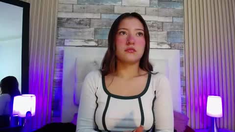 lucy_hs online show from January 2025 03:11:02 AM