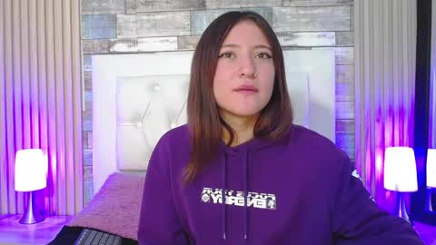 lucy_hs online show from February 2025 07:13:02 AM