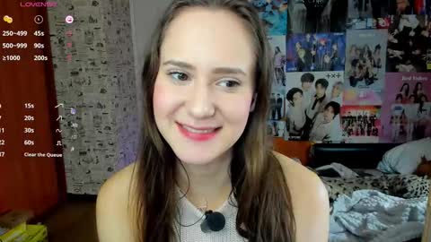 Lucy Rose online show from September 2025 05:19:02 AM