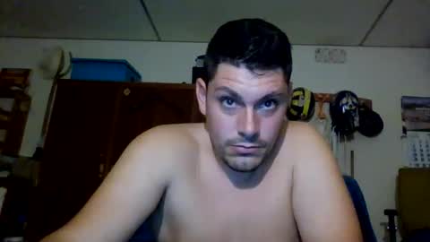A slave to the mistress.. un esclavo para las amas dominantes. online show from September 2025 09:59:02 PM