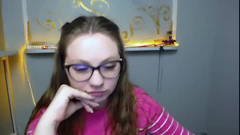 Snapshot of luizaheems_ chatting on February 2025 01:10:02 PM Luiza online show from February 2025 01:10:02 PM