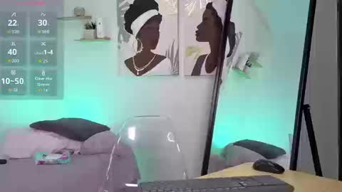 luna06_ online show from September 2025 01:44:02 PM