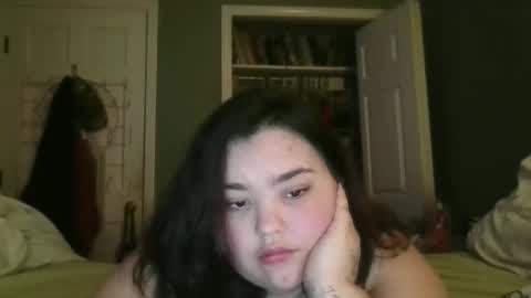 lunar_nightstar online show from October 2025 03:07:01 AM