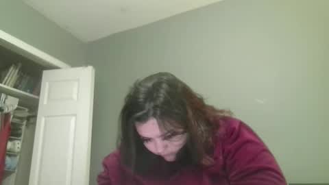 lunar_nightstar online show from October 2025 10:00:02 PM