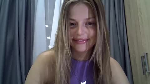 Snapshot of lunav7 chatting on September 2025 07:48:01 PM Luna online show from September 2025 07:48:01 PM