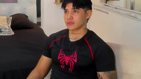 Lunay online show from November 2025 01:16:02 AM