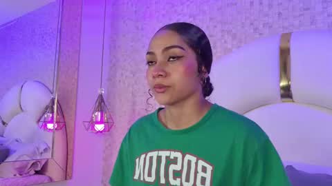 luucy_jonnes online show from September 2025 03:28:01 AM