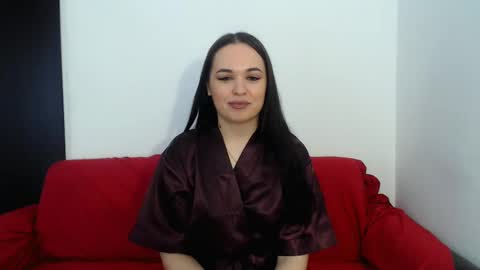 Laura online show from December 2024 04:14:02 AM